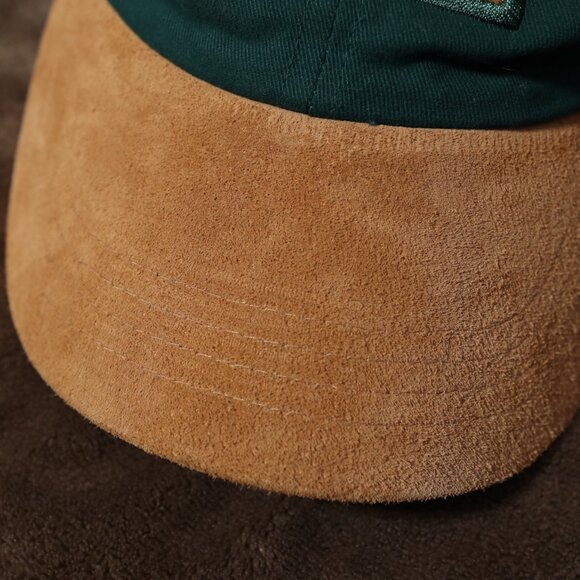 Whistler 04 Fairmont the Presidents Club Hat (OS) - Picture 4 of 8